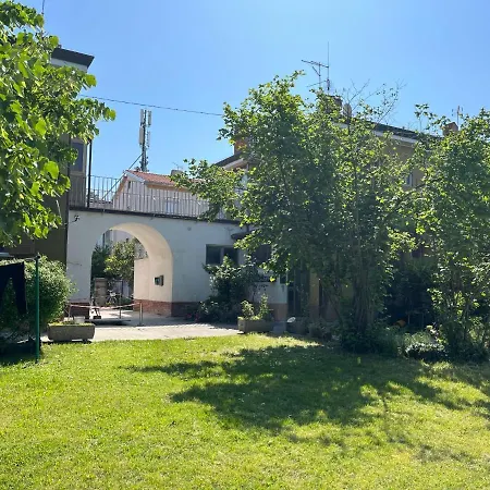 San Pietro D'orio Apartment *
